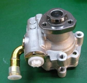Bomba de dire&ccedil;&atilde;o hidr&aacute;ulica VOLKSWAGEN 7H0422154F